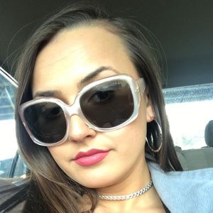 Meet your Posher, Valerie